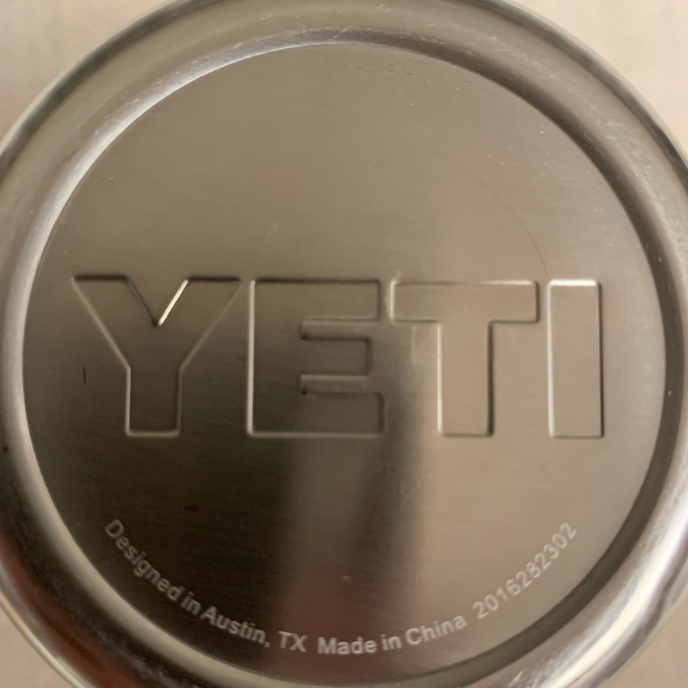 Yeti 18oz **LIMITED EDITION** LE Coral - Picture 7 of 8